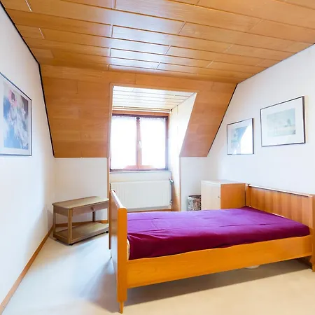 Deutsche Messe - Private Exhibition Center Homestay *