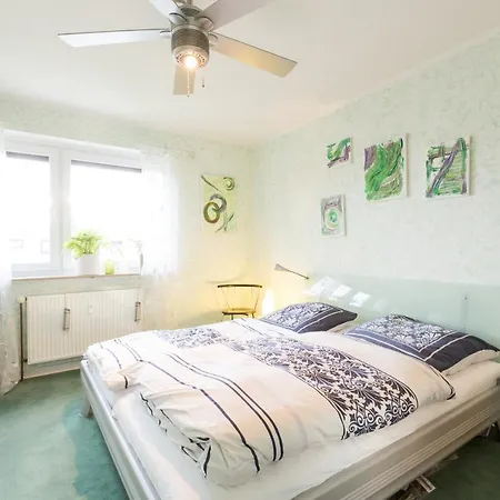 Deutsche Messe - Private Exhibition Center Homestay
